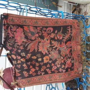 Floral soft woven wrap, one size